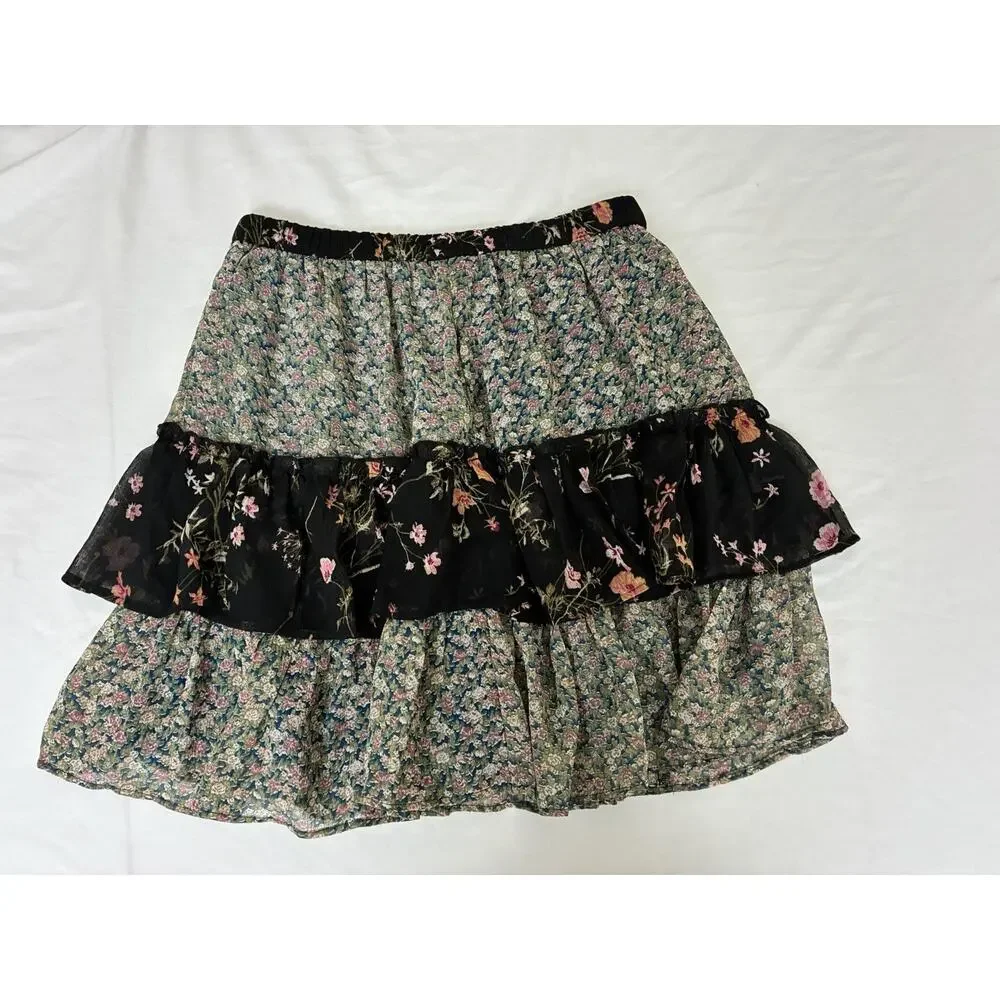 American Eagle Women's S Ruffle Tiered Mini Skirt Smocked Stretch Waist Floral